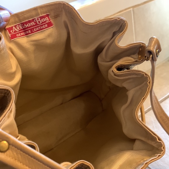 Allison all Leather Vintage Drawstring Bucket Bag - Picture 9 of 9